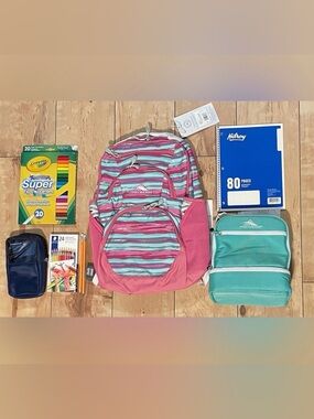 ✨Bundle✨ Back to School! Backpack & Lunch Bag & More!